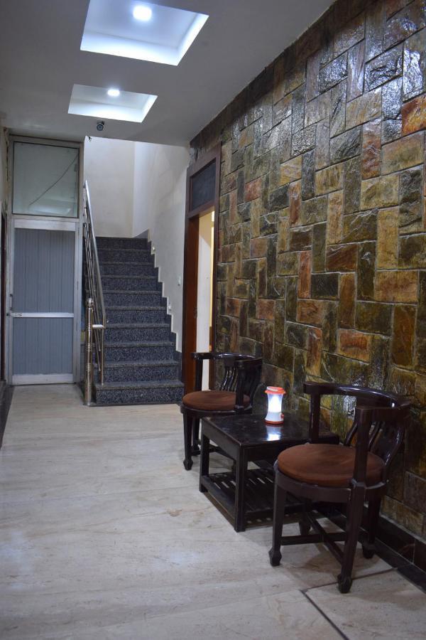 Hotel Grey Castle Haridvár Kültér fotó