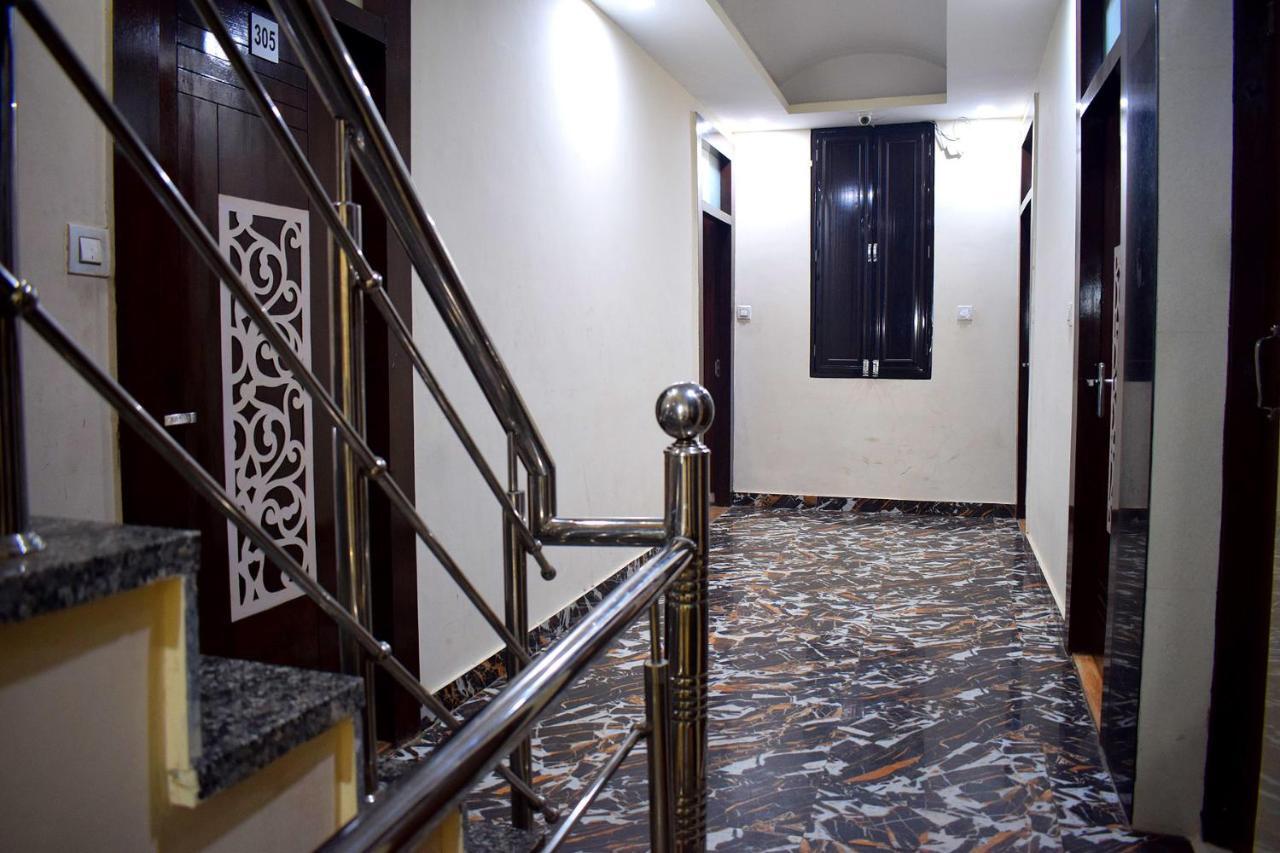 Hotel Grey Castle Haridvár Kültér fotó
