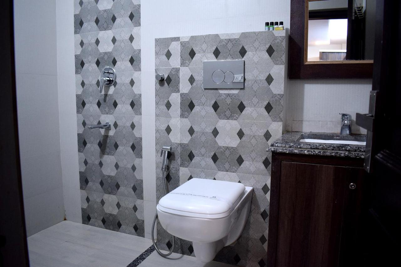 Hotel Grey Castle Haridvár Kültér fotó